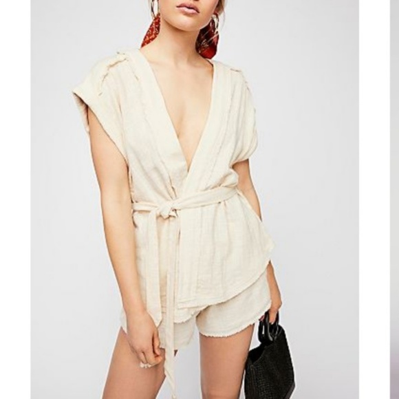 Free People Tops - SALE! NWT |free people| so simple set